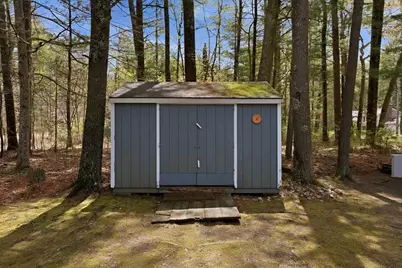 117 Pelham St, Pembroke, MA 02359 - Photo 38