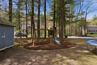 117 Pelham St, Pembroke, MA 02359 - Photo 40