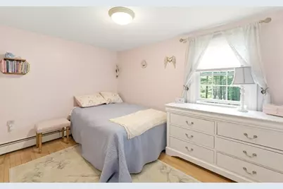 117 Pelham St, Pembroke, MA 02359 - Photo 34