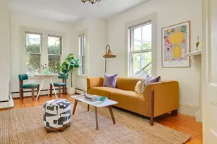 70-1 Cushing St, Cambridge, MA 02138 - Photo 2