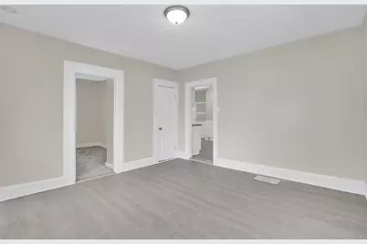 7 Sibley Ave, Westfield, MA 01085 - Photo 4