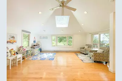37 Emerson Rd, Winchester, MA 01890 - Photo 10