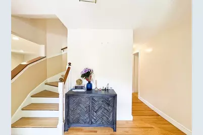 37 Emerson Rd, Winchester, MA 01890 - Photo 2