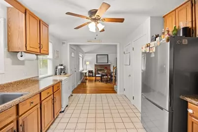 9 Green St, Foxboro, MA 02035 - Photo 6