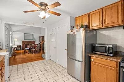 9 Green St, Foxboro, MA 02035 - Photo 8