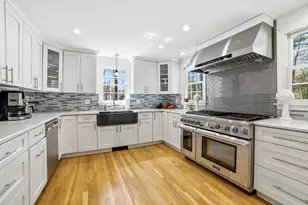43 Carriage Hill Rd, Northborough, MA 01532 - Photo 8