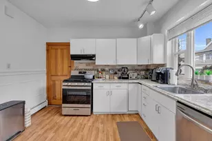 64 Commonwealth Rd, Watertown, MA 02472 - Photo 2