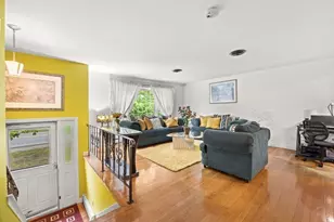 273 W Chestnut St, Brockton, MA 02301 - Photo 4