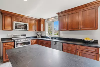 17 Alprilla Farm Road, Hopkinton, MA 01748 - Photo 8