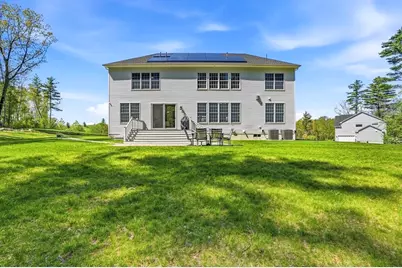 60 Chamberlain Street, Hopkinton, MA 01748 - Photo 4