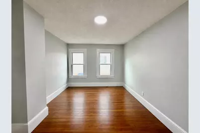 27 Loring St, Springfield, MA 01105 - Photo 6