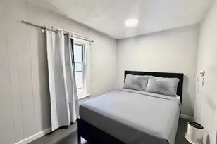 27 Loring St, Springfield, MA 01105 - Photo 8