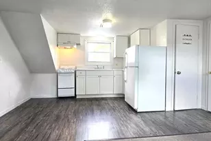 25 Myrtle St, Taunton, MA 02780 - Photo 2