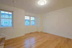 7 Gorham St, Chelmsford, MA 01824 - Photo 10