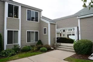 224 Nassau Dr, Springfield, MA 01129 - Photo 1