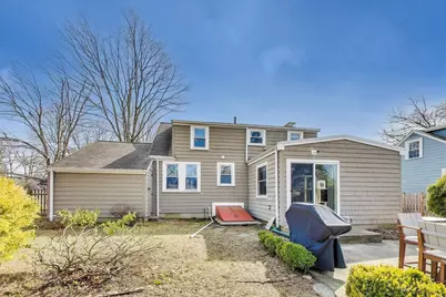 22 Irving St, Reading, MA 01867 - Photo 28