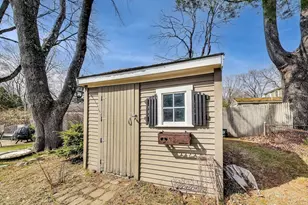 22 Irving St, Reading, MA 01867 - Photo 36
