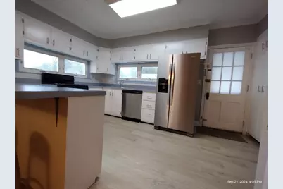 60 Washington Street #60, Wellesley, MA 02481 - Photo 4