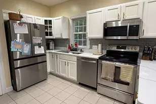 21 Knowlton Cir, Upton, MA 01568 - Photo 6