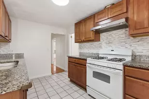 10 Avila Rd, Billerica, MA 01821 - Photo 10