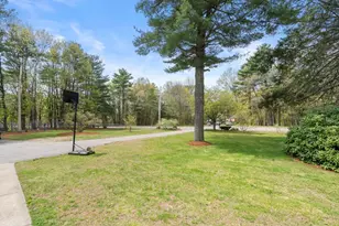 139 Grove St, Mansfield, MA 02048 - Photo 4