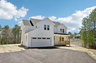33 Seabiscuit Dr, Plymouth, MA 02360 - Photo 2
