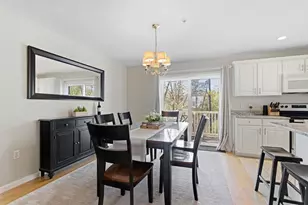 35 Collins St, Danvers, MA 01923 - Photo 4