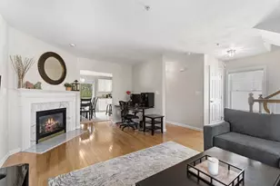 35 Collins St, Danvers, MA 01923 - Photo 6