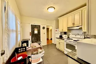 1466 Commonwealth Ave, Boston, MA 02135 - Photo 14