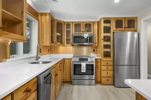 61 Continental Dr, Harwich, MA 02645 - Photo 8