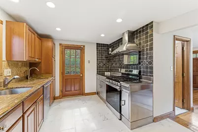 33 Wallace Road, Wayland, MA 01778 - Photo 10