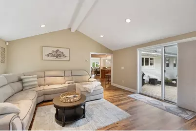 3 Maryvale Ln, Peabody, MA 01960 - Photo 10