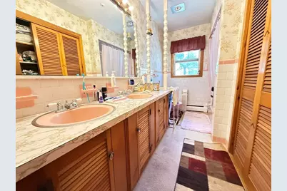 20 Indian Point Rd, Webster, MA 01570 - Photo 18
