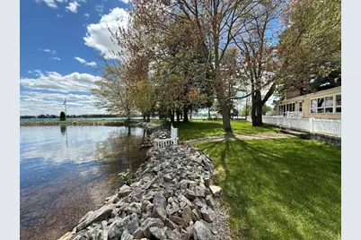 20 Indian Point Rd, Webster, MA 01570 - Photo 36