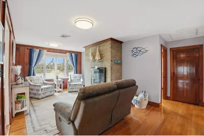 23 Pine Street, Swansea, MA 02777 - Photo 8