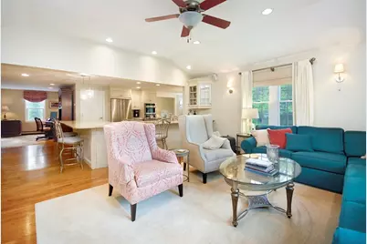 2 Blackthorne Cir, Hopkinton, MA 01748 - Photo 14