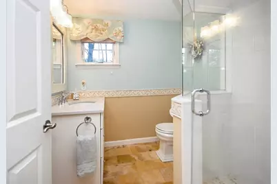2 Blackthorne Cir, Hopkinton, MA 01748 - Photo 30