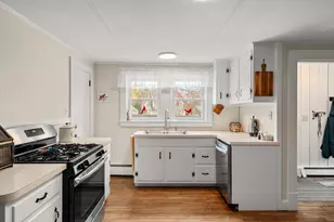 180 Plain St, Marshfield, MA 02050 - Photo 14