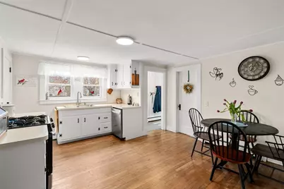 180 Plain St, Marshfield, MA 02050 - Photo 12