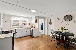 180 Plain St, Marshfield, MA 02050 - Photo 12