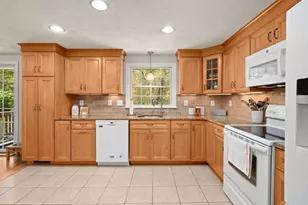 26 Hillview Rd, North Reading, MA 01864 - Photo 4