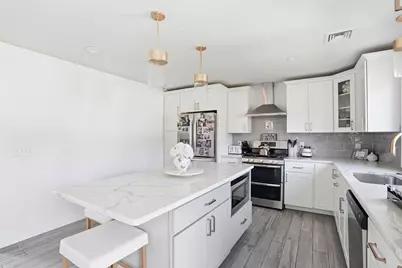 17 Fieldstone Ln, Marion, MA 02738 - Photo 8