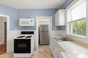 32 Gourley Rd, Medford, MA 02155 - Photo 8