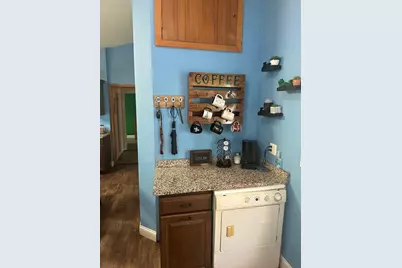 20 Keddy St, Springfield, MA 01109 - Photo 12