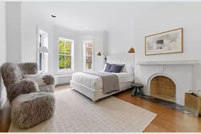 131 Mount Vernon St #2, Boston, MA 02108 - Photo 10