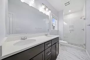 16 Grizzly Ln, Milford, MA 01757 - Photo 14