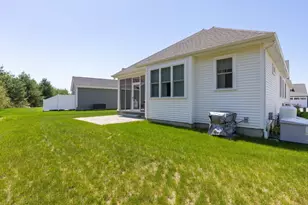 57 Yvonne Ln, Rehoboth, MA 02769 - Photo 10