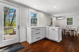 18 Crosstown Ave, Boston, MA 02132 - Photo 6
