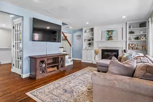 18 Crosstown Ave, Boston, MA 02132 - Photo 2