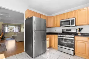130 Farrwood Dr, Haverhill, MA 01835 - Photo 10